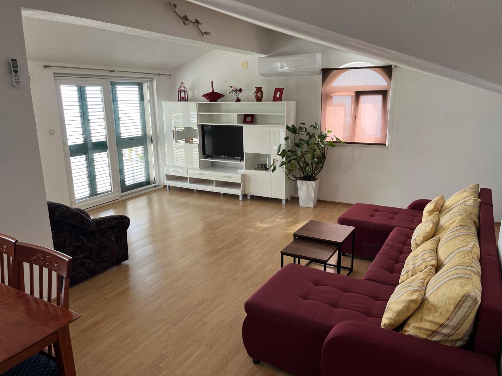 Apartments Tomas Брела Экстерьер фото