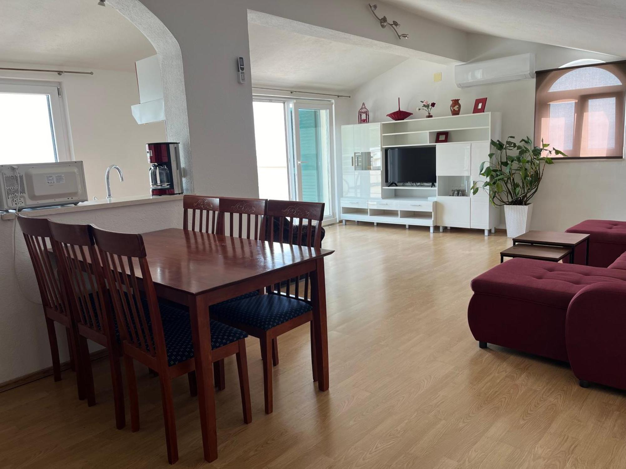 Apartments Tomas Брела Экстерьер фото